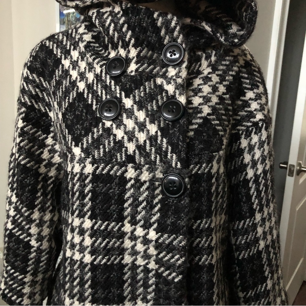 Beautiful Houndstooth Coat With Partial Sweater S… - image 3